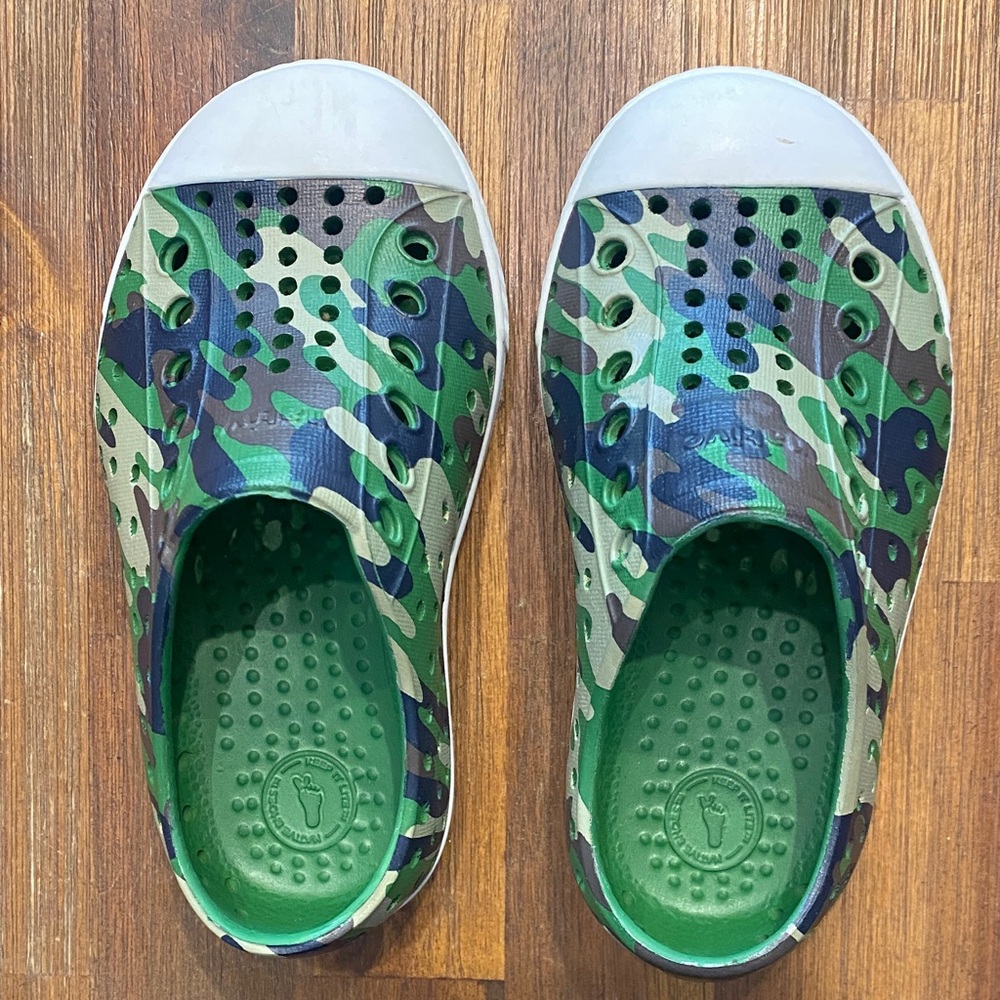 Native Kids' Jefferson Camouflage Shoes, Green Toddler size 6